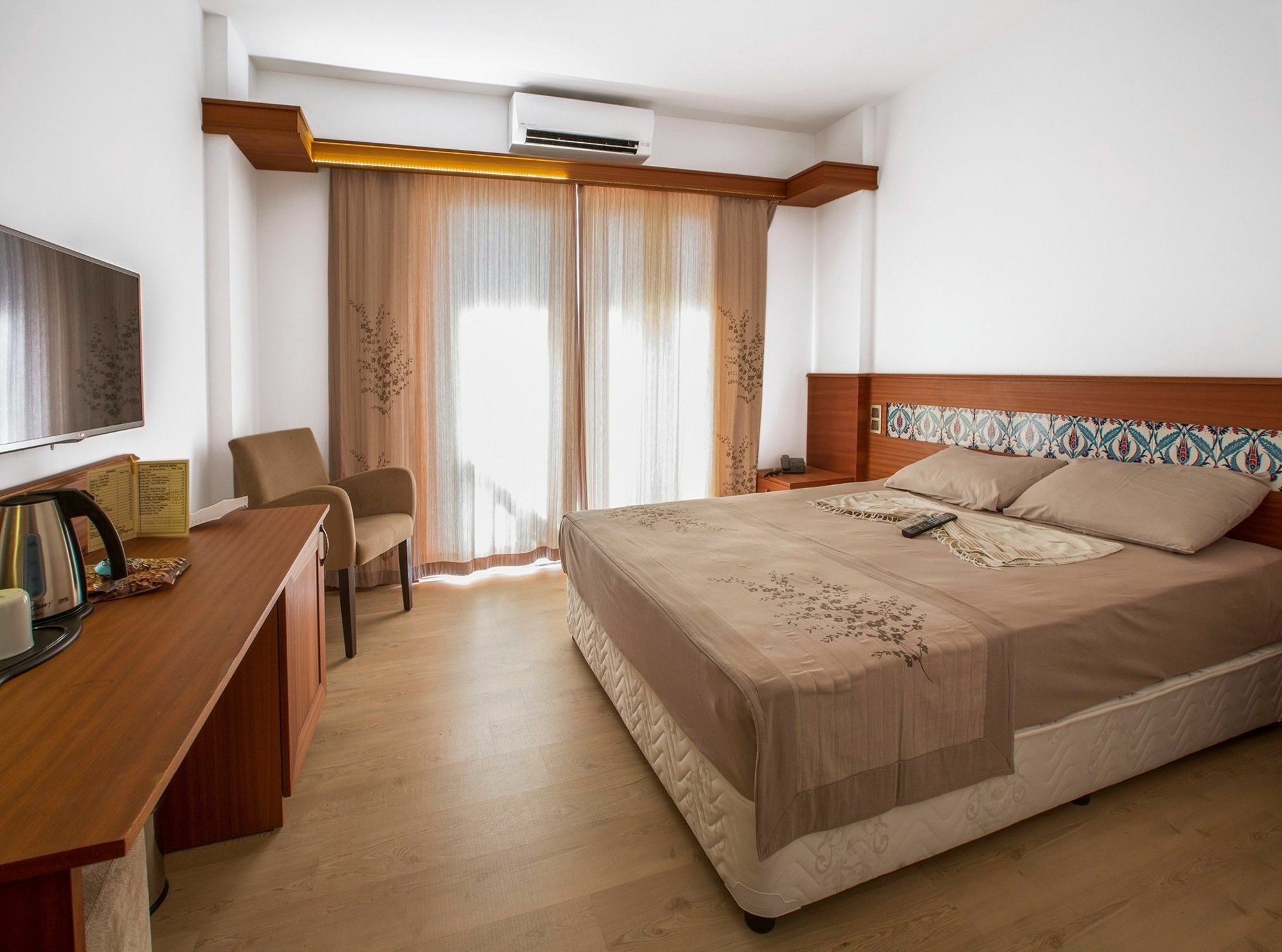 Hotel Azmakhan Akyaka  Exterior photo